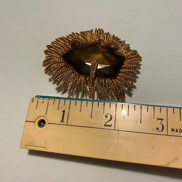 Vintage Large Brooch pin - Picture 3 of 3